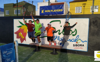 APOYAMOS A TENNIS AID