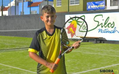 HUGO MÉNDEZ; EQUIPO BENJAMÍN
